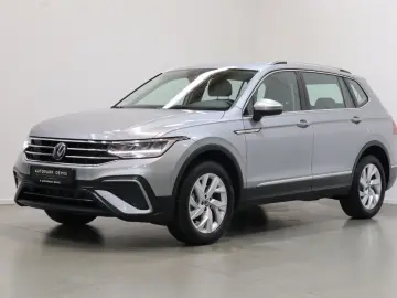 VW Tiguan Alspace Life 1.5 7 SITZER ACC LED SHZ AHK