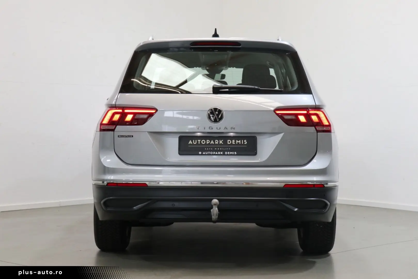 VW Tiguan Alspace Life 1.5 7 SITZER ACC LED SHZ AHK