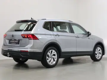 VW Tiguan Alspace Life 1.5 7 SITZER ACC LED SHZ AHK