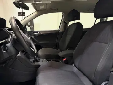 VW Tiguan Alspace Life 1.5 7 SITZER ACC LED SHZ AHK
