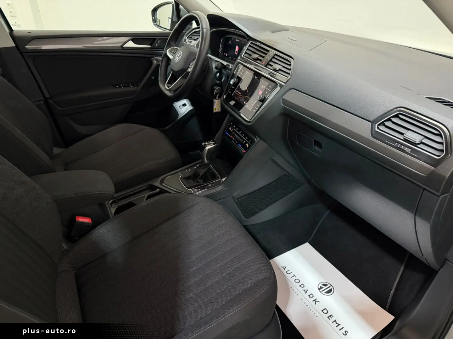 VW Tiguan Alspace Life 1.5 7 SITZER ACC LED SHZ AHK