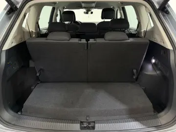 VW Tiguan Alspace Life 1.5 7 SITZER ACC LED SHZ AHK