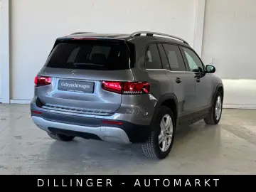 MERCEDES-BENZ GLB 180d 8G-DCT  2.0 Motor  Nav LED MBUX Tem