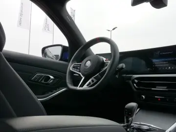 BMW M3 Competition M xDrive Touring HK HiFi DAB LED