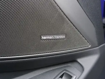 BMW M3 Competition M xDrive Touring HK HiFi DAB LED