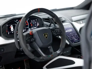 LAMBORGHINI Revuelto MY25   Full Carbon incl. roof I Blu Ura