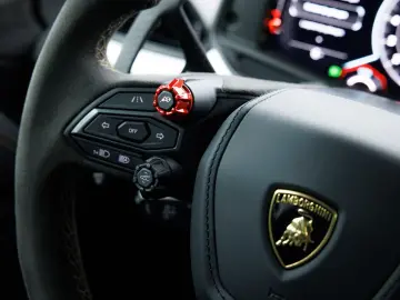 LAMBORGHINI Revuelto MY25   Full Carbon incl. roof I Blu Ura