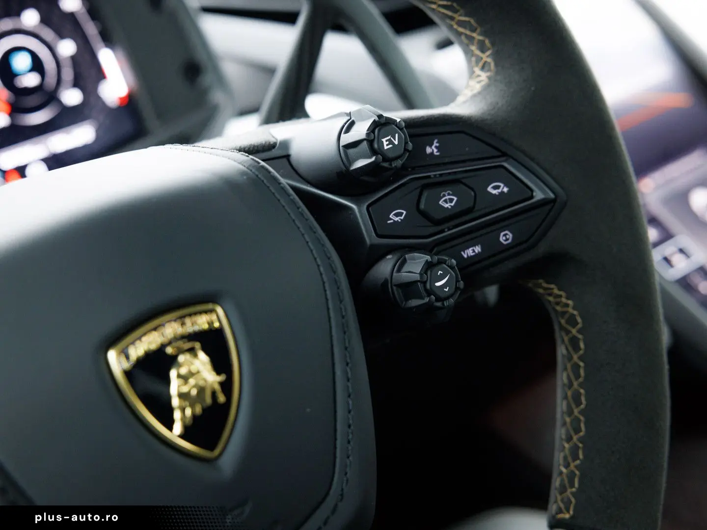 LAMBORGHINI Revuelto MY25   Full Carbon incl. roof I Blu Ura