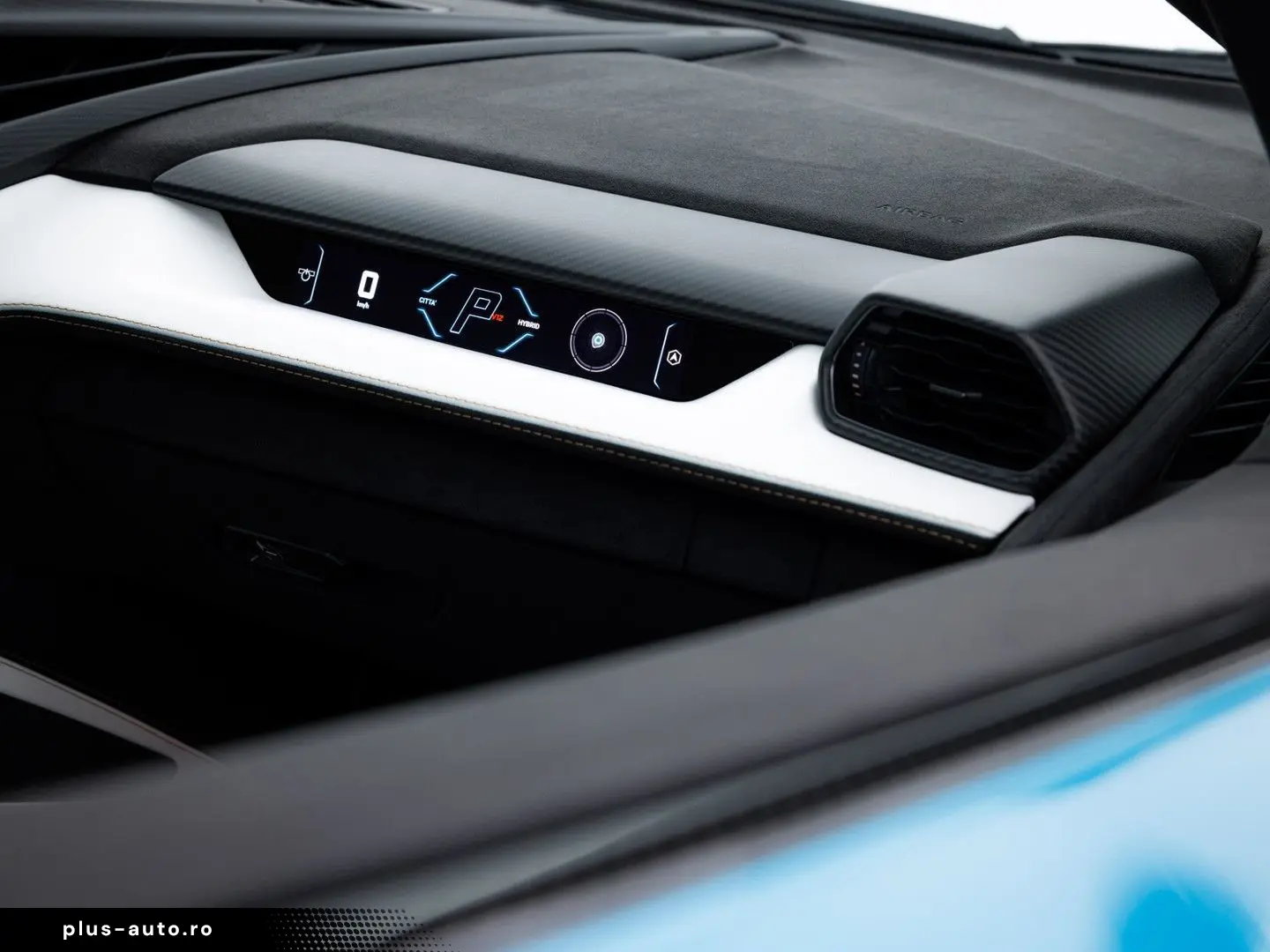 LAMBORGHINI Revuelto MY25   Full Carbon incl. roof I Blu Ura