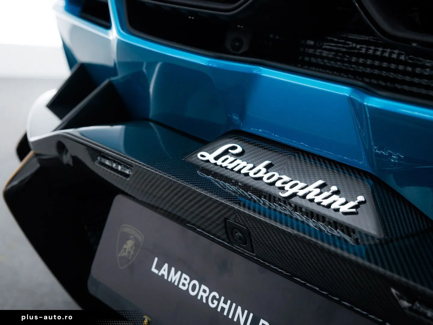 LAMBORGHINI Revuelto MY25   Full Carbon incl. roof I Blu Ura