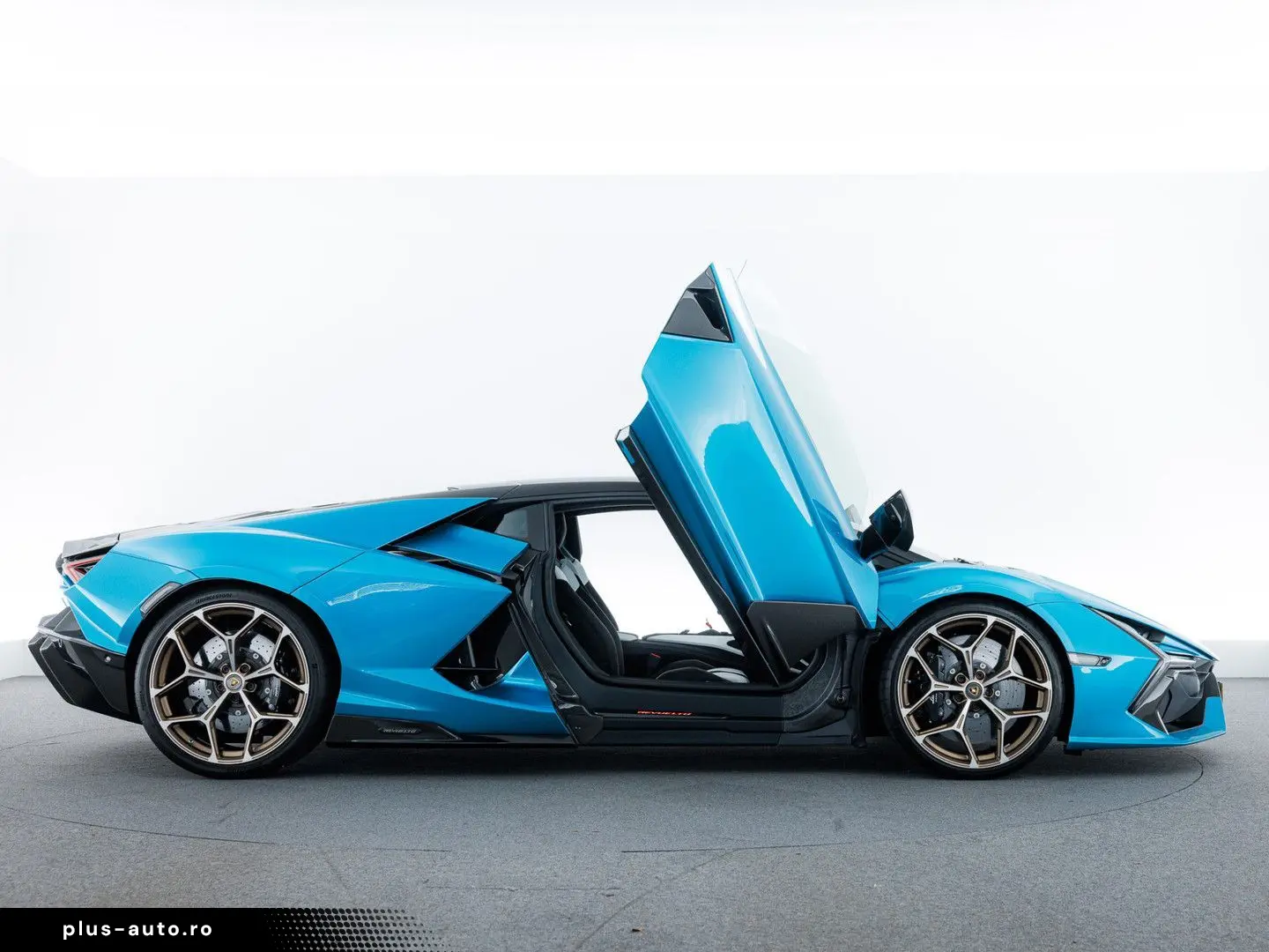 LAMBORGHINI Revuelto MY25   Full Carbon incl. roof I Blu Ura