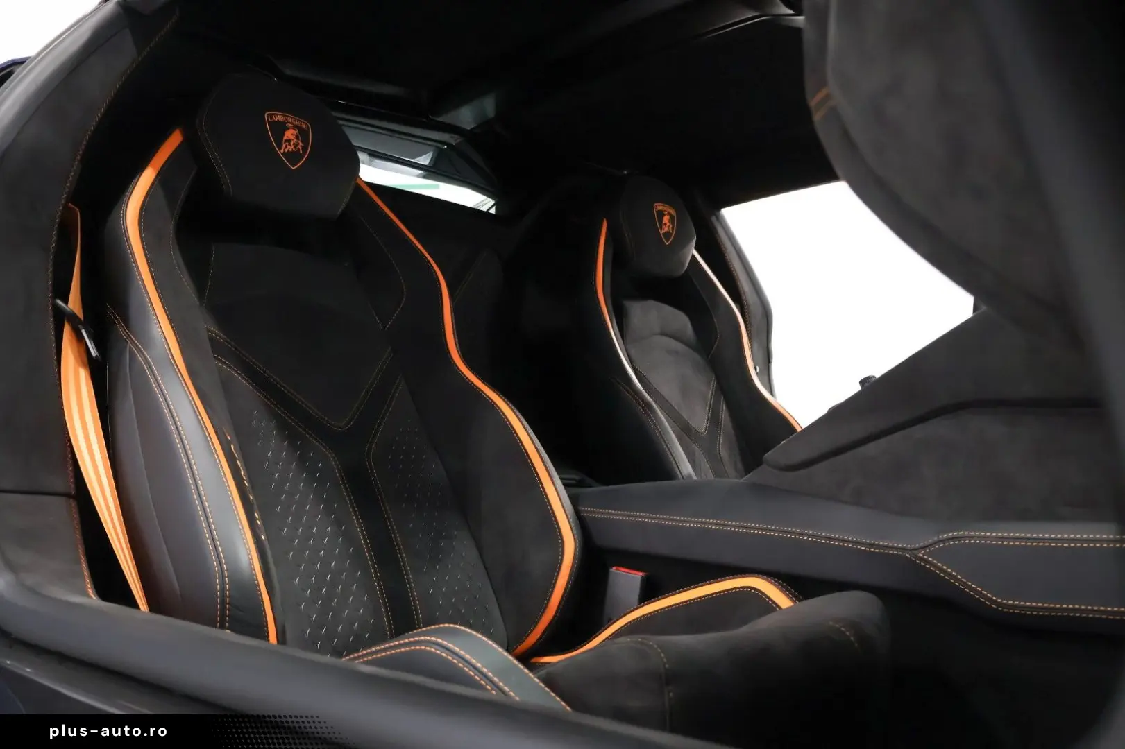 LAMBORGHINI Aventador Ultimae Roadster 6.5 V12