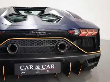 LAMBORGHINI Aventador Ultimae Roadster 6.5 V12