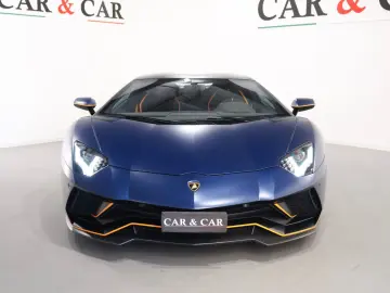 LAMBORGHINI Aventador Ultimae Roadster 6.5 V12