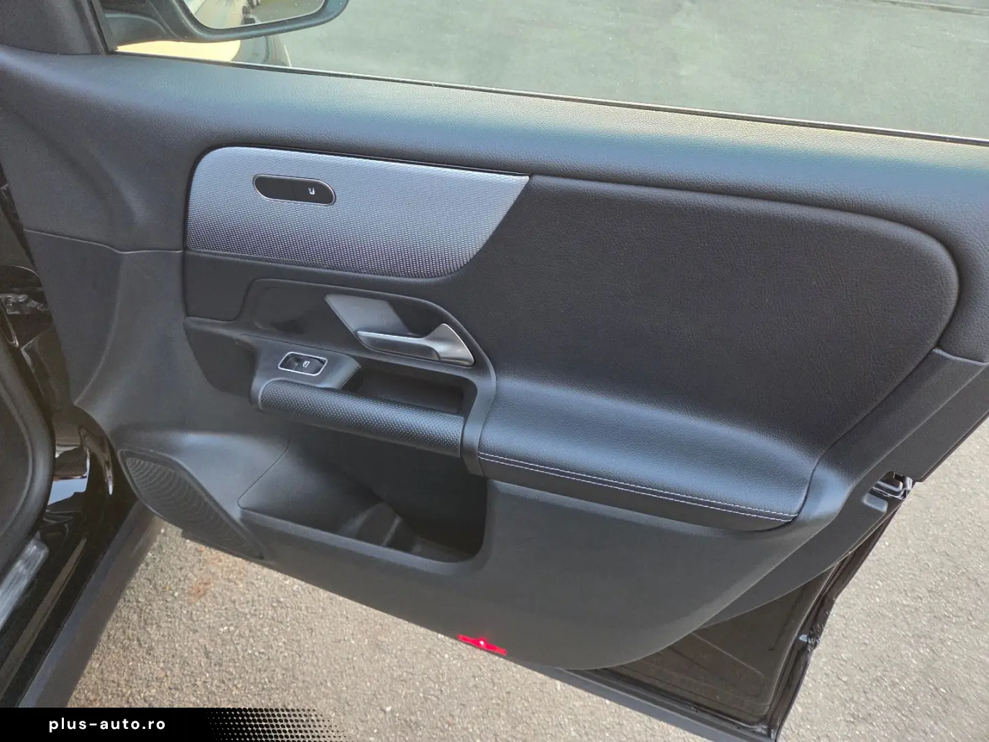 MERCEDES-BENZ GLB 180 d Business Paket-MBUX