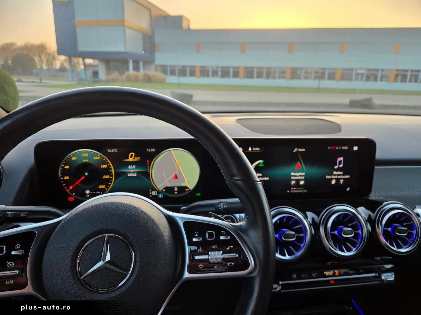 MERCEDES-BENZ GLB 180 d Business Paket-MBUX