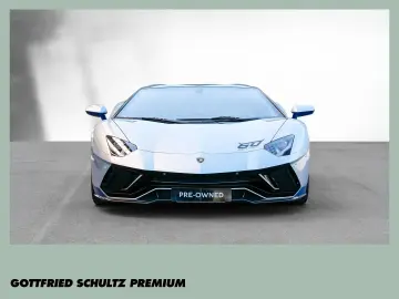 LAMBORGHINI Aventador Ultimae Roadster    BENTLEY DÜSSELDORF