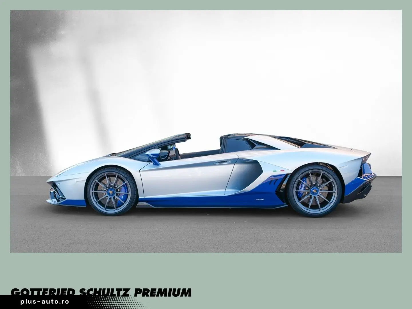 LAMBORGHINI Aventador Ultimae Roadster    BENTLEY DÜSSELDORF
