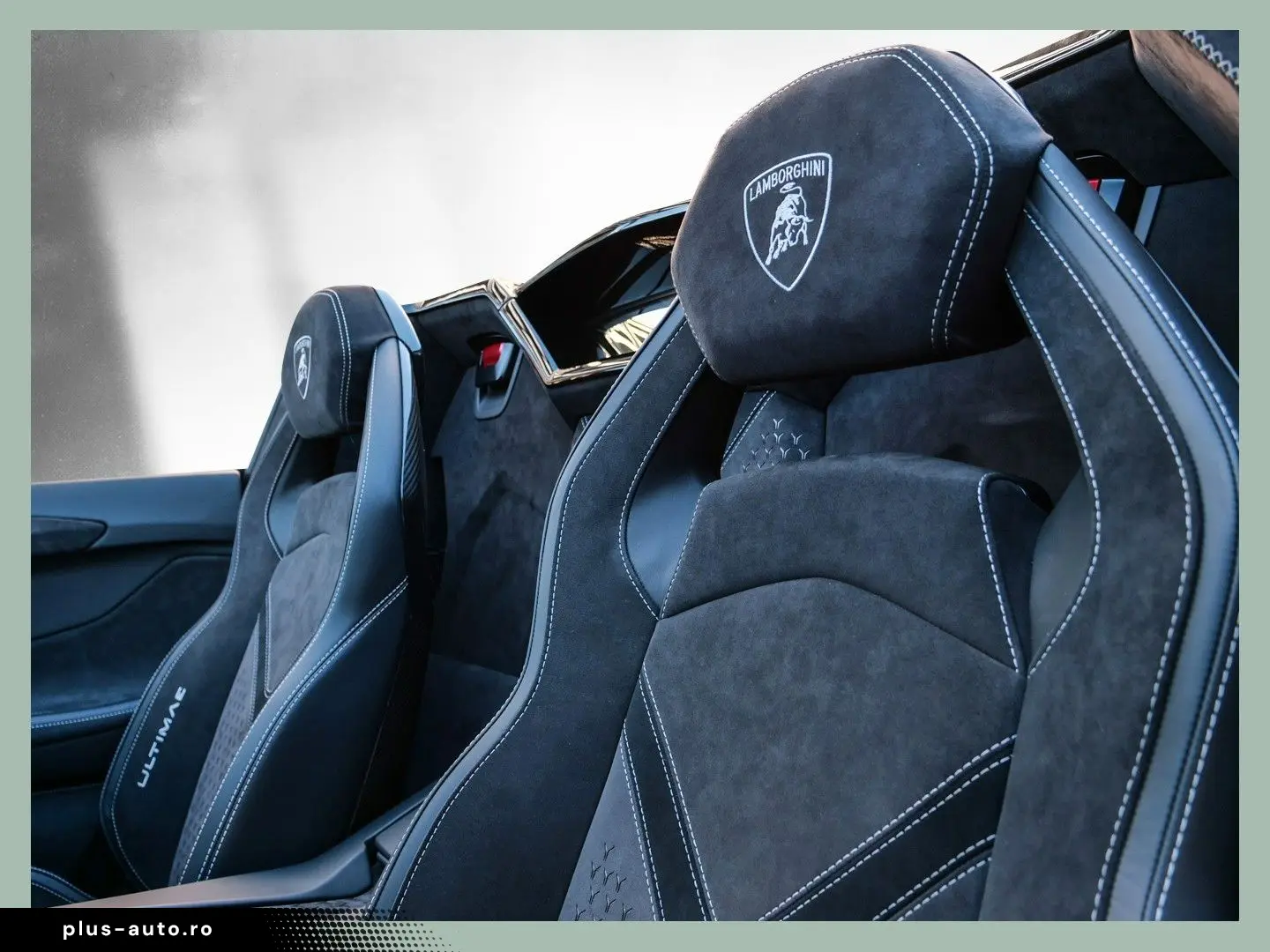 LAMBORGHINI Aventador Ultimae Roadster    BENTLEY DÜSSELDORF