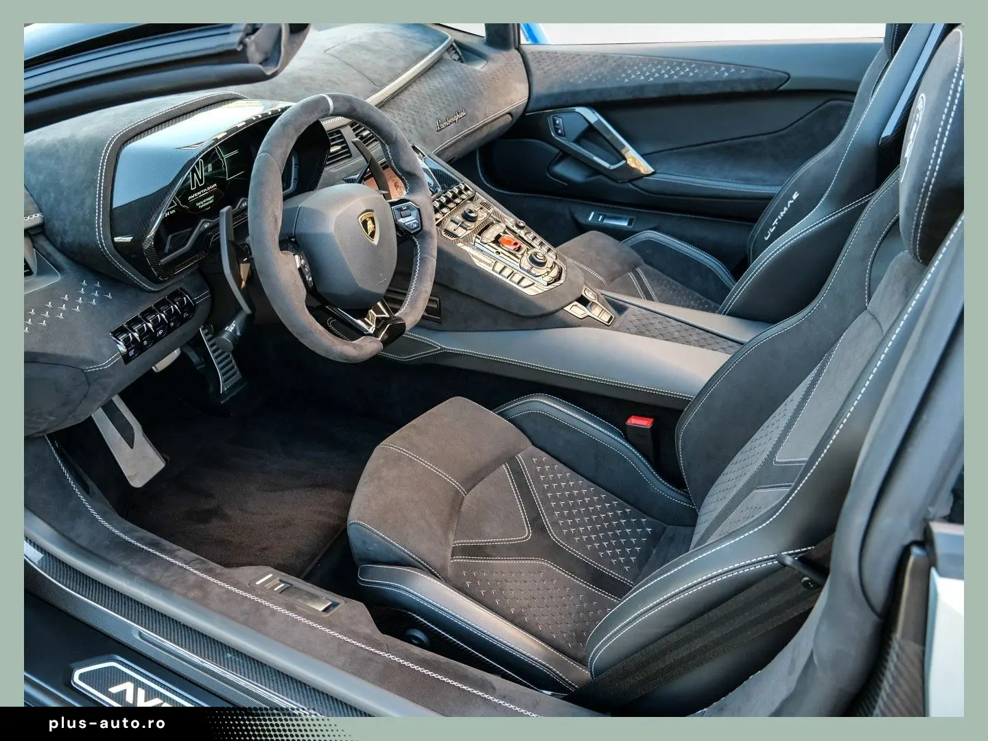 LAMBORGHINI Aventador Ultimae Roadster    BENTLEY DÜSSELDORF