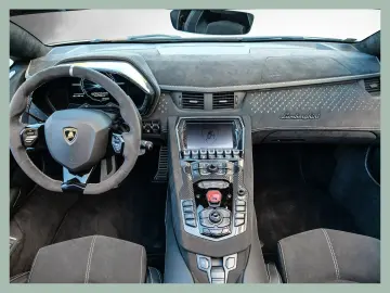 LAMBORGHINI Aventador Ultimae Roadster    BENTLEY DÜSSELDORF