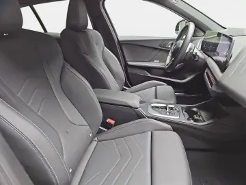 BMW 123 I XDRIVE AUTO. M SPORT NAVI LED DRIVING P-AS