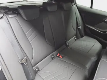 BMW 123 I XDRIVE AUTO. M SPORT NAVI LED DRIVING P-AS