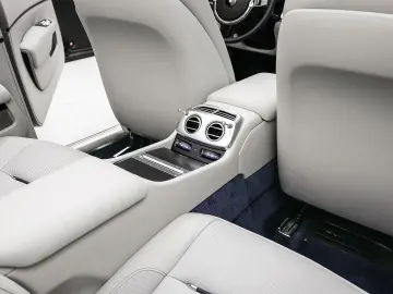 ROLLS ROYCE Dawn Onyx Concept