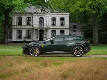 FERRARI Purosangue 6.5 V12   Verde Zeltweg   Airbrushed