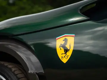 FERRARI Purosangue 6.5 V12   Verde Zeltweg   Airbrushed