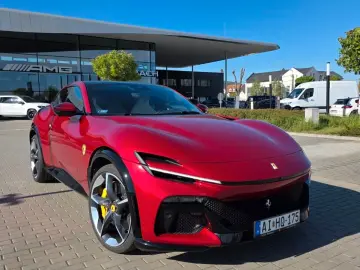 FERRARI Purosangue V12 DCT 4WD PANO STZH-BL 360CAM HIFI
