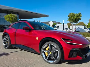 FERRARI Purosangue V12 DCT 4WD PANO STZH-BL 360CAM HIFI