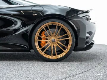 MCLAREN McLaren 765LT Spider   Novitec