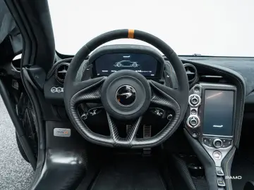 MCLAREN McLaren 765LT Spider   Novitec