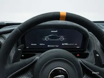 MCLAREN McLaren 765LT Spider   Novitec