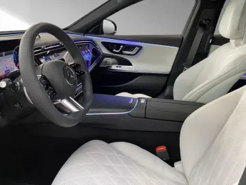 Mercedes-Benz E 450 d 4M AMG Line SUPERSCREEN 360