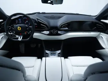 FERRARI Purosangue      Ferrari Frankfurt