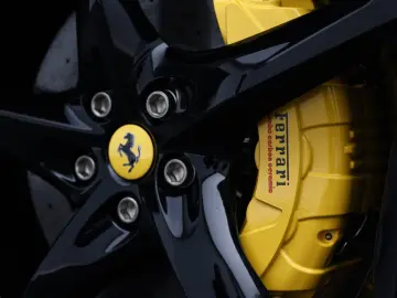 FERRARI Purosangue      Ferrari Frankfurt