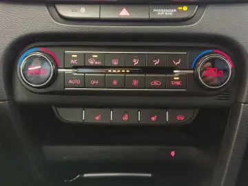 KIA PROCEED 1.6T GT TEIL-LEDER NAVI KAMERA SITZHEIZU