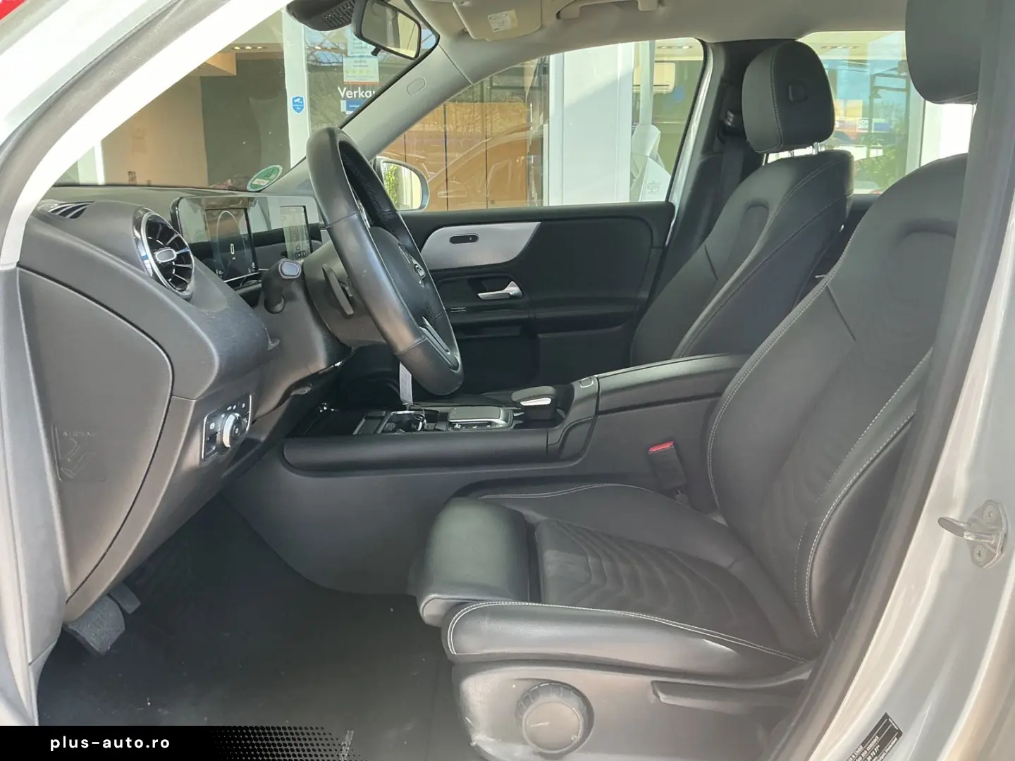 MERCEDES-BENZ GLB 200 Business Navi R.Cam SHZ LED 7-Sitzer