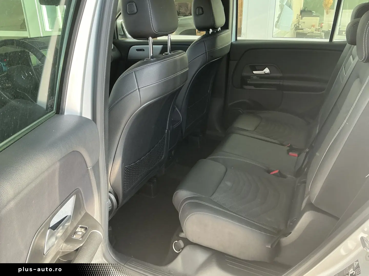MERCEDES-BENZ GLB 200 Business Navi R.Cam SHZ LED 7-Sitzer