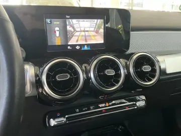 MERCEDES-BENZ GLB 200 Business Navi R.Cam SHZ LED 7-Sitzer