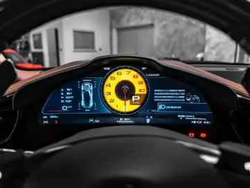 FERRARI Purosangue NOVITEC PANO FULLCARBON LIFT LED
