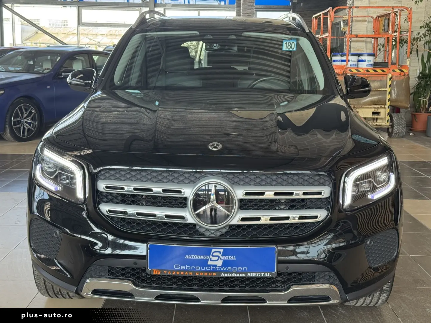 MERCEDES-BENZ GLB 200 d Business SHZ LED PDC ACC Leder Navi