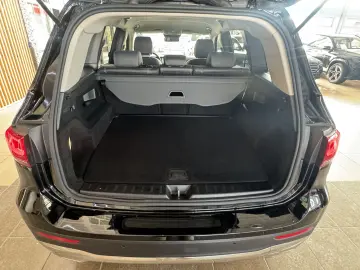 MERCEDES-BENZ GLB 200 d Business SHZ LED PDC ACC Leder Navi