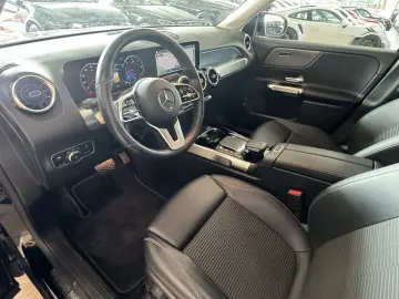 MERCEDES-BENZ GLB 200 d Business SHZ LED PDC ACC Leder Navi