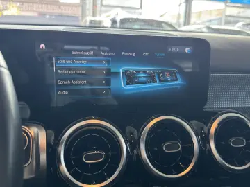 MERCEDES-BENZ GLB 200 d Business SHZ LED PDC ACC Leder Navi