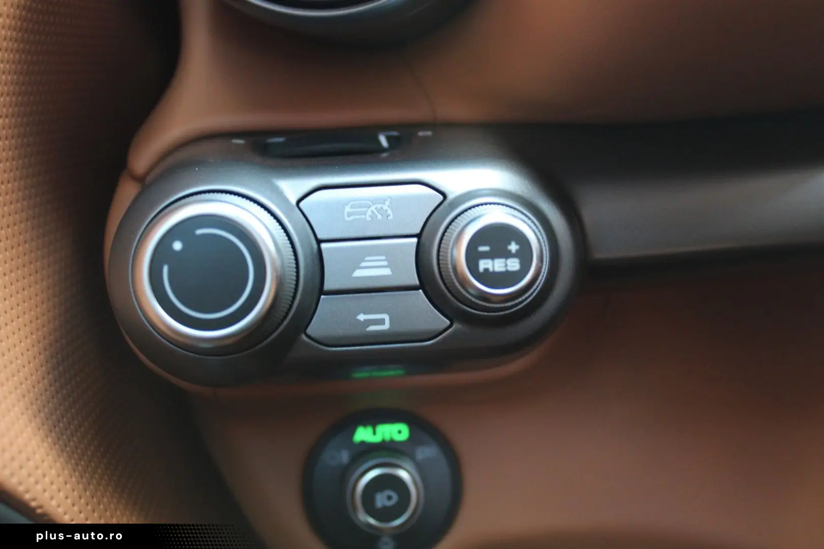 FERRARI 812 2023 — imagine 11