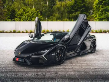 LAMBORGHINI Revuelto Nero Noctis   Belgian   Gintani   Carbo