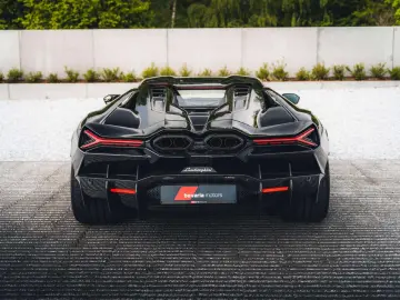 LAMBORGHINI Revuelto Nero Noctis   Belgian   Gintani   Carbo